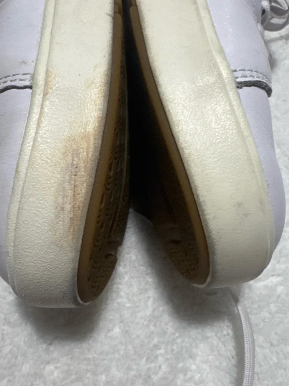 OluKai sleek low